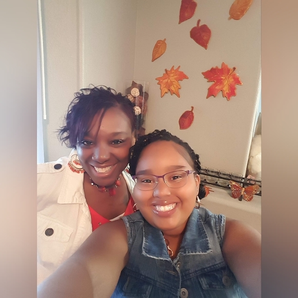 Meet me and my mom, J Jireh Boutique β€οΈ - Picture 2 of 10